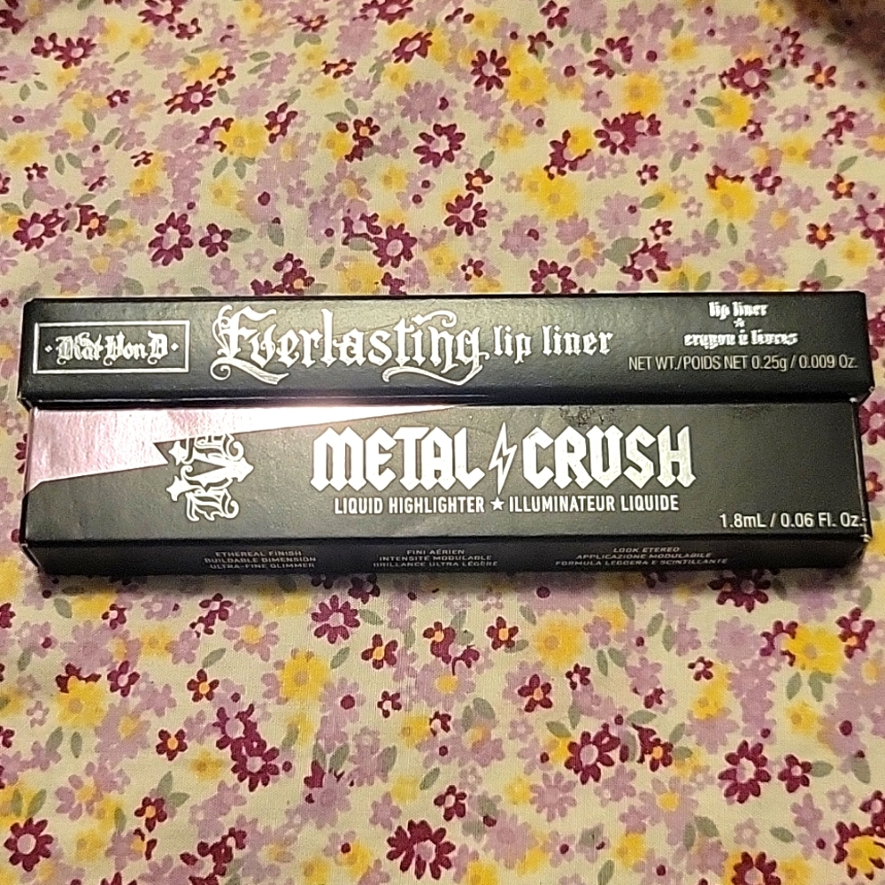 Kat Von D lip liner and highlighter Bundle